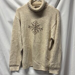 Woolrich Cream Turtleneck Sweater with Snowflake Design